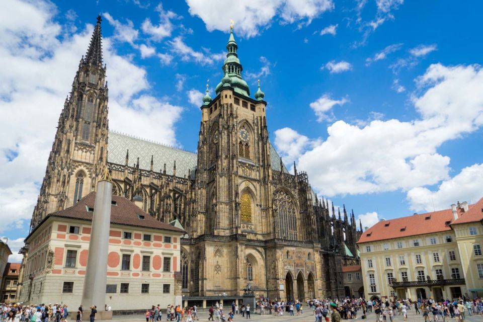 Prague: Full-Day Old Town, River Cruise & Prague Castle Tour - Mostecká 4 and the Small-Group Advantage