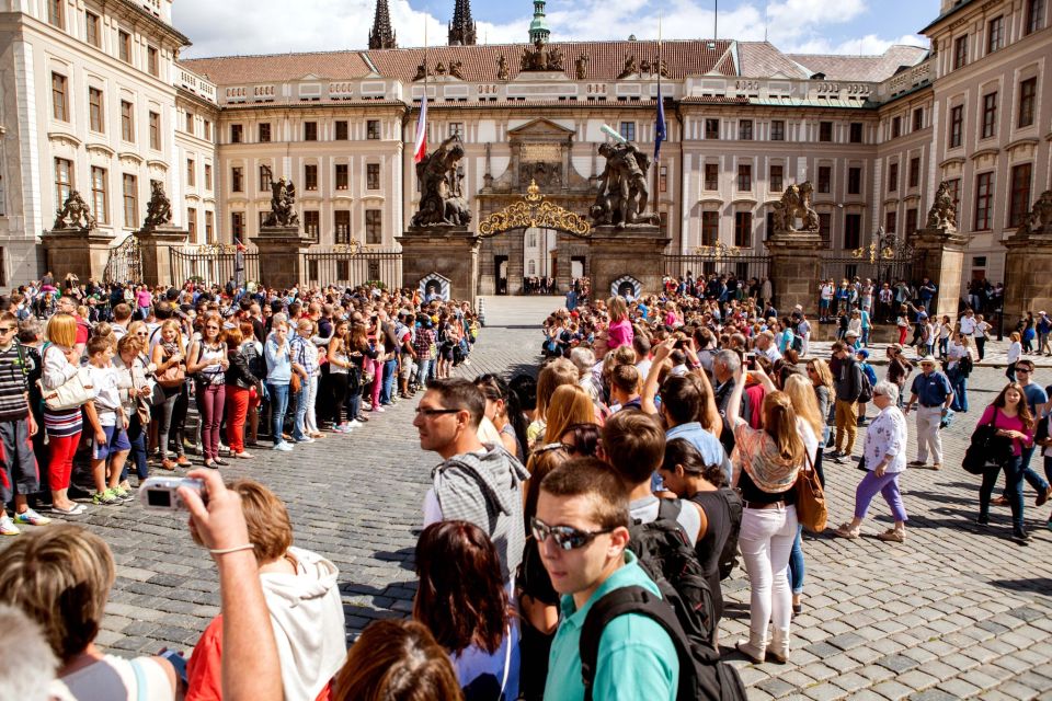 Prague: Full-Day Sightseeing Tour with Cruise and Lunch - Josefov (Jewish Quarter): Alt Neu Schul, Ceremonial Hall, and the Cemetery