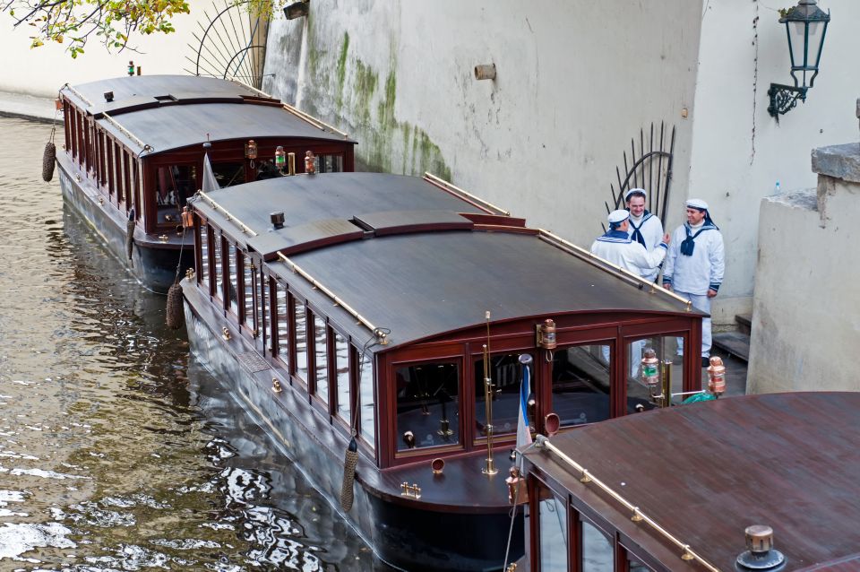Prague: Full-Day Tour with Lunch and River Boat Cruise - Transportation, timing, and value: what you get for $199