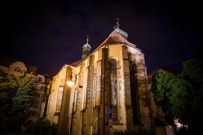 Prague Ghost and Legend of Old Town Walking Tour - The main event: the Old Town stops that turn Prague spooky