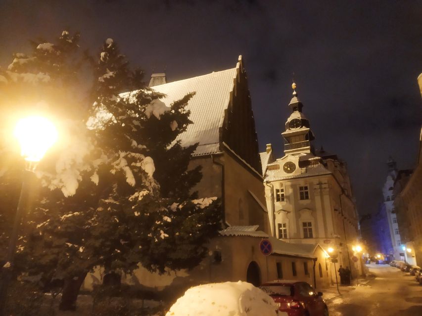 Prague: Ghost Walking Tour - Timing and pacing: how to stay comfortable while you get spooked