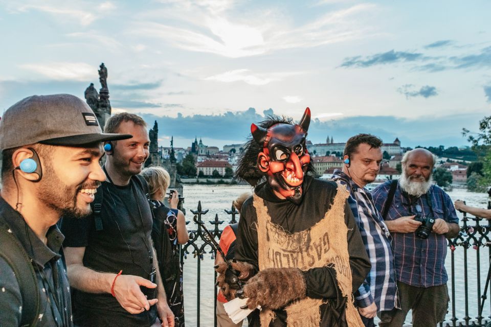 Prague: Ghost Walking Tour Where Legends Come To Life - Picking Your Start: Křižovnické náměstí vs Charles Bridge