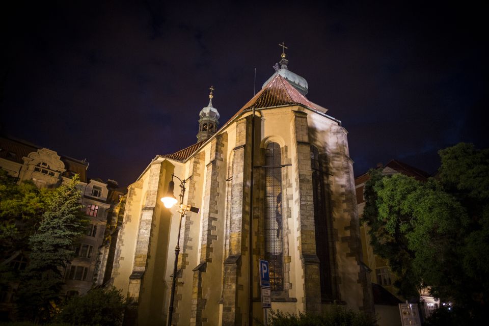 Prague: Ghosts and Legends of the Old Town Evening Tour - A 90-minute walk through Prague’s darker side