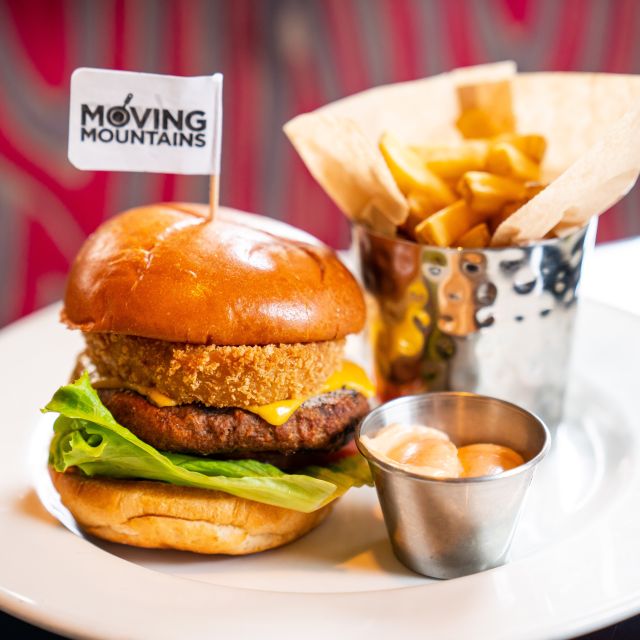 Prague: Hard Rock Cafe with Set Menu for Lunch or Dinner - FAQ