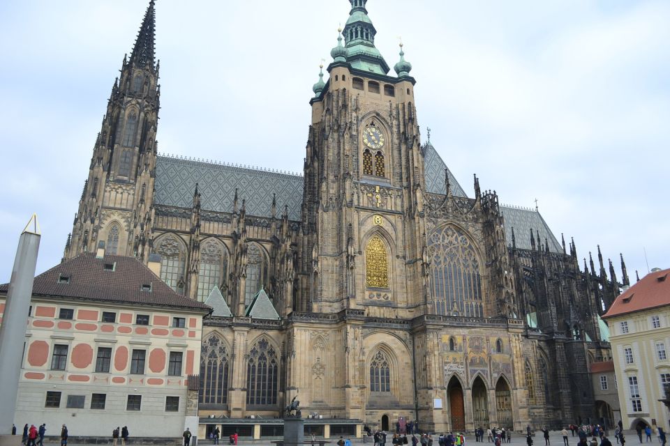 Prague: Historic City Center Bus Tour with Top Sights - Key Things to Know Before You Ride