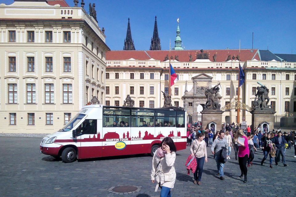 Prague: Historic City Center Bus Tour with Top Sights - Old Town Square to the Astronomical Clock Area: Getting Your Bearings