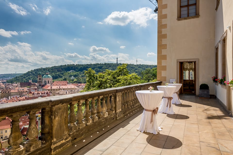 Prague: Lobkowicz Palace Ticket & Audio Guide - Rifles and sporting weapons: a collection that shows family life