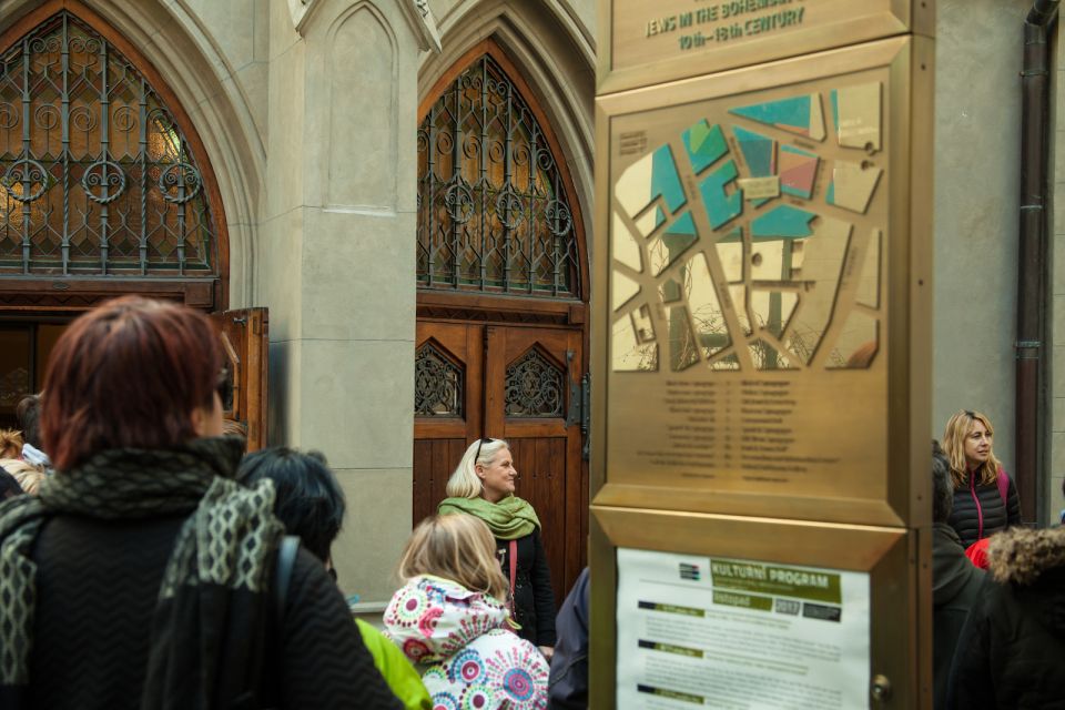 Prague: Old Town and Jewish Quarter Guided Tour in German - Value at $29: Why This Tour Is a Good First-Day Choice