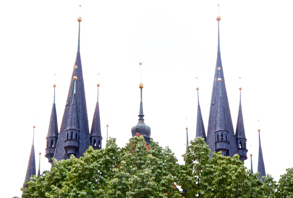 Prague: Old Town and Jewish Quarter Guided Walking Tour - Old Town streets and the Astronomical Clock moment
