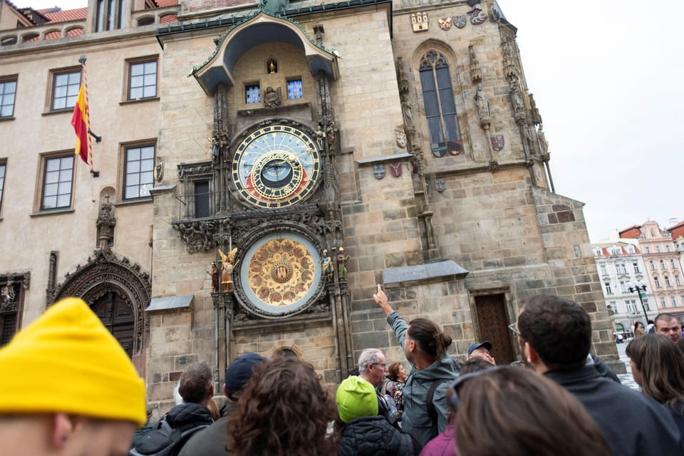 Prague: Old Town, Jewish Quarter & Astro Clock Walking Tour - Key highlights worth showing up for