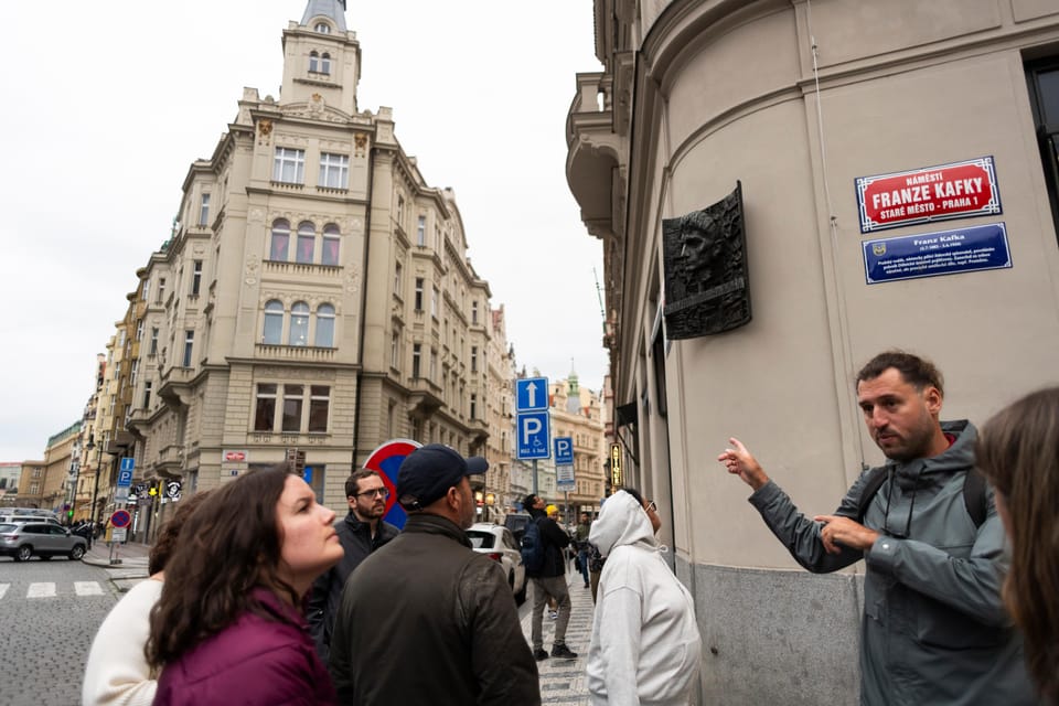 Prague: Old Town, Jewish Quarter & Astro Clock Walking Tour - Who should book this tour (and who might skip it)