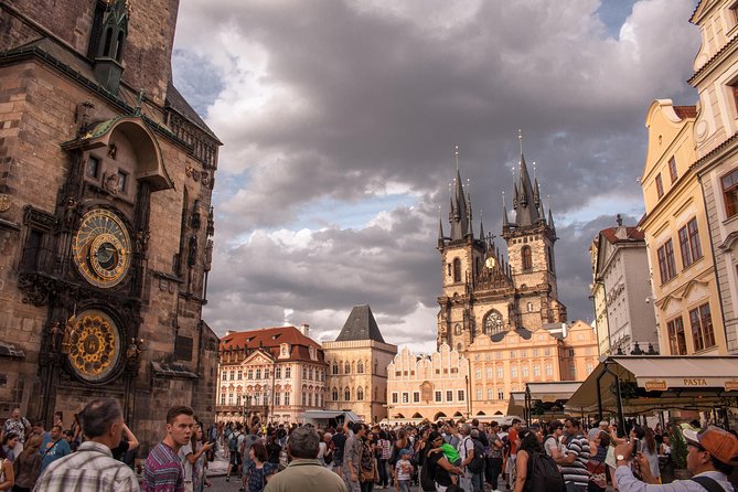 Prague Old Town New Town and Jewish Quarter Morning Tour - Jewish Quarter essentials: Spanish Synagogue, Old-New Synagogue, Old Jewish Cemetery