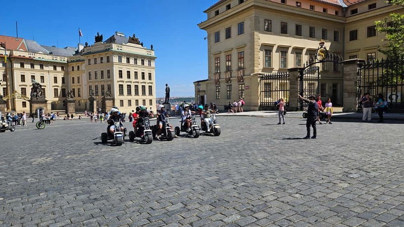 Prague: Panoramic Viewpoints Guided Electric Tricycle Tour - Who this tour fits best (and who should skip it)