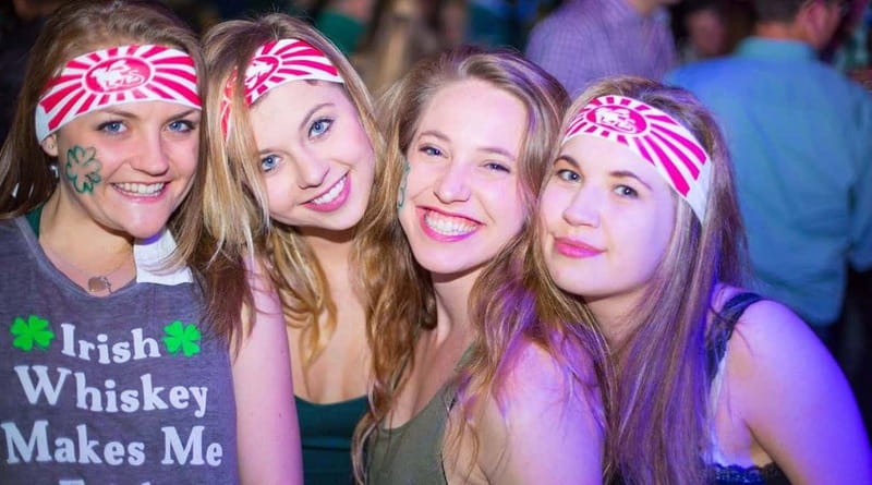 Prague: Pub Crawl with 2-Hour Open Bar at Drunken Monkey - Drunken Monkey as Your Party Base in Prague