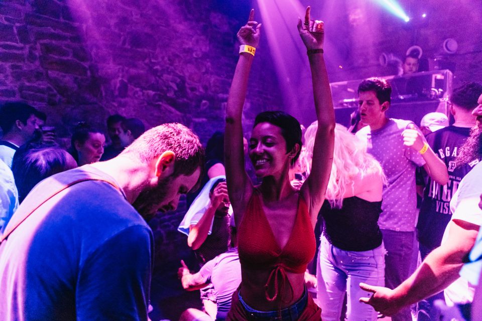 Prague: Pub Crawl with Unlimited Drinks & 5-floor Club Entry - Key highlights that make this crawl worth your money