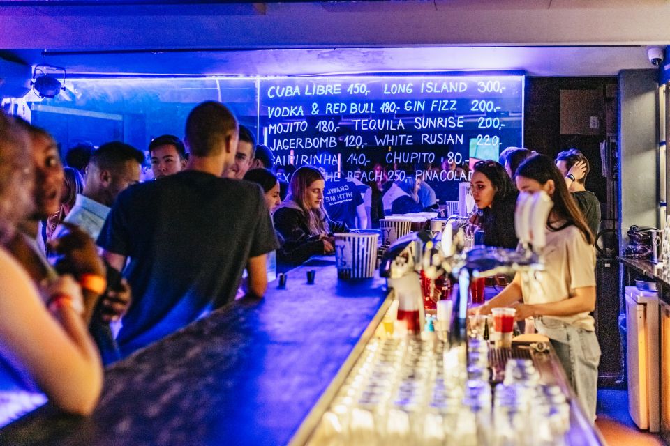 Prague: Pub Crawl with Unlimited Drinks & 5-floor Club Entry - The guide experience: why it feels smoother than DIY bar-hopping