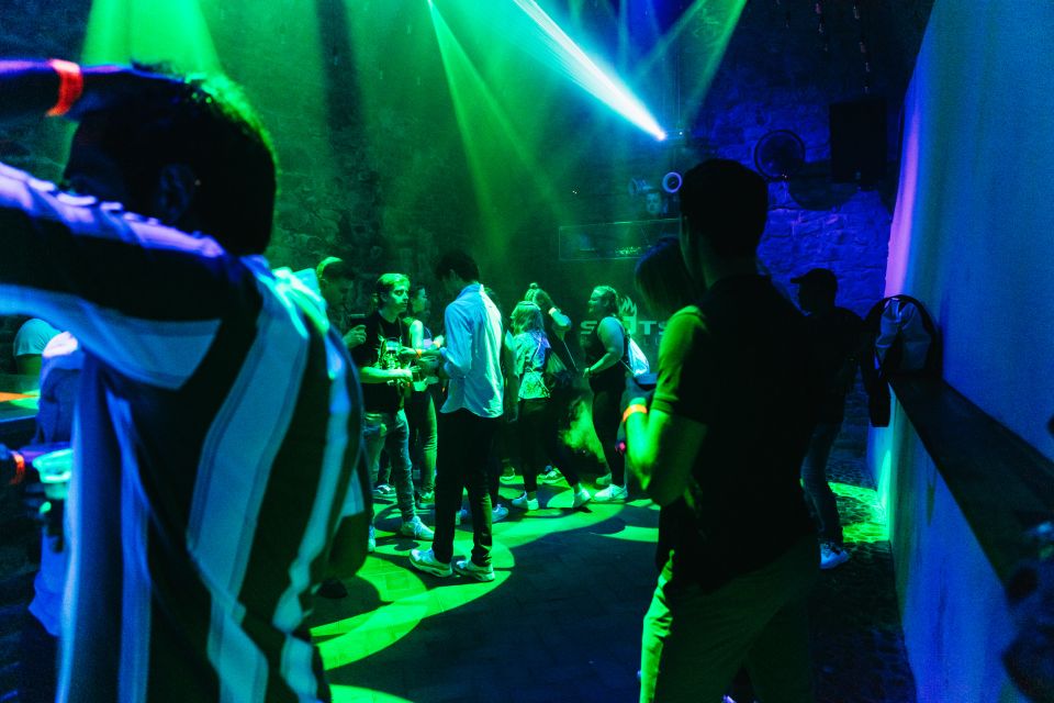 Prague: Pub Crawl with Unlimited Drinks & 5-floor Club Entry - Who this tour fits best (and who may not love it)