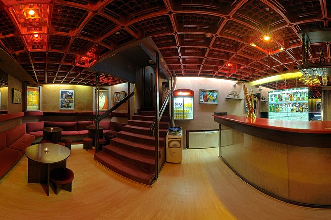Prague Reduta Jazz Club with Concert Ticket - Timing in Prague: Arrival Rules That Save Your Seats