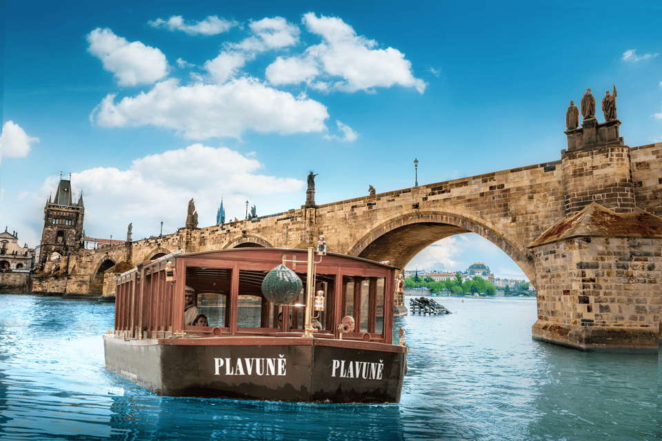 Prague: River Cruise, Charles Bridge Museum, & Walking Tour - Where you meet and how to time your arrival (West bank of the river matters)