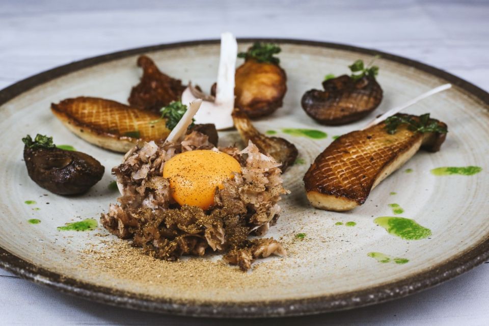 Prague: Savor 10 Course Dinner in Chef’s Kitchen - Should You Book Chef Ladislav’s 10-Course Dinner in Prague?