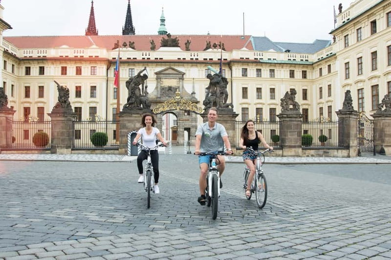 Prague: Small Group or Private E-Bike City Tour - Photos, free drink, and local tips that go beyond landmarks
