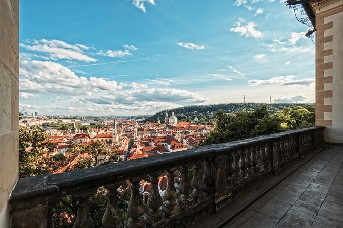 Prague Super Saver: Lobkowicz Palace Concert plus Lobkowicz Palace Museum Entrance Ticket - Getting to Lobkowicz Palace: don’t let navigation steal your show