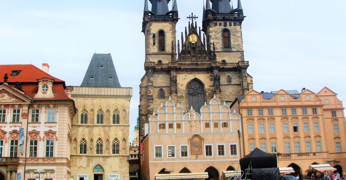 Prague: Tailored Sightseeing Tour in French - Walking logistics: comfortable shoes and outdoor time