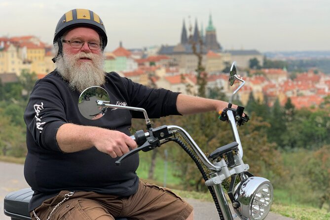 Prague Trike & e-Scooter Tour: Castle Viewpoints & Charles Bridge - Lennonova zeď and Charles Bridge: fast stops with built-in photo time
