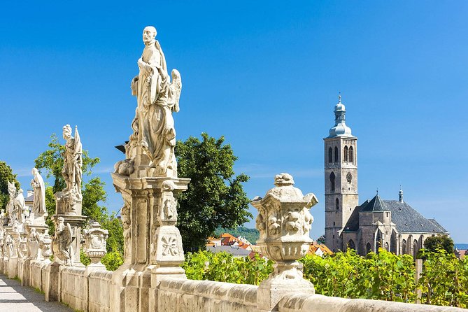 Prague-Vienna One-Way Sightseeing Day Tour - Price and value: what you’re really buying at $326.53 per person