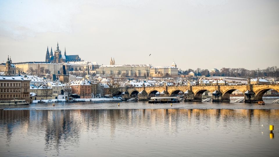 Prague: Vltava River Sightseeing Cruise - Who should book this cruise—and who might want more