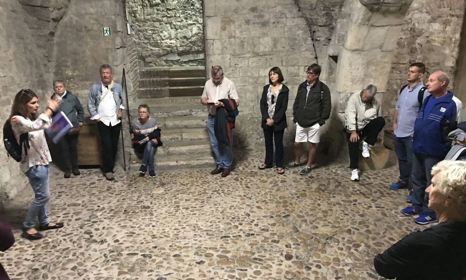 Prague: WWII Guided Tour & The Crypt of Operation Anthropoid - Where you meet and how the tour keeps moving