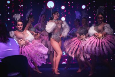 Prague:Breathtaking Cabaret Show with 4-Course Dinner Option - Timing that matters: doors at 19:00, show at 20:00