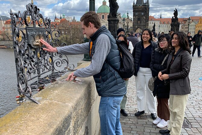 Prague’s TOP Sights - Old Town, Jewish Quarter, Charles Bridge (Tip-based tour) - Old Town Hall and the Astronomical Clock: the show is the point