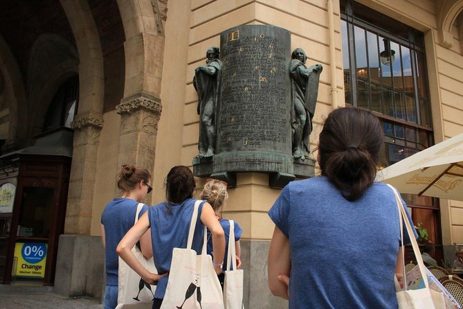 Private city discovery tour - A Historical Treasure Hunt - Logistics That Affect Your Day: Smartphone, Weather, and Group Size
