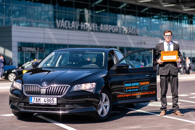 Private Departure Transfer: Prague Airport - Door-to-Door Prague Airport Transfer, Without the Guesswork