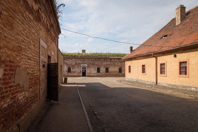 Private Half-Day Tour From Prague To Terezín Concentration Camp - Terezín Memorial and the Big Fortress: where the story becomes concrete