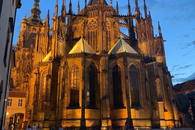 Private Photography Tour of Prague by Night - Choosing This Tour: Who It Suits Best (and Who Should Skip)