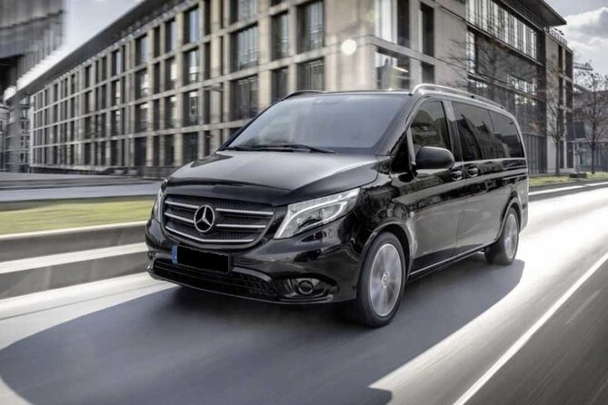 Private Transfer from Prague Airport to Prague City Hotels 1 - 7 pax - Key things I’d zero in on