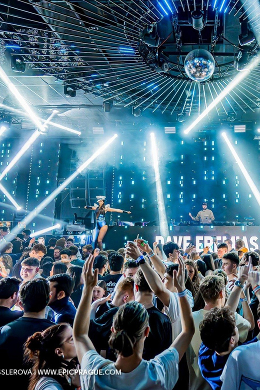 Pub Crawl with Shots and Night Club I Prague - Discounted Drinks: The Money-Saver Part People Miss