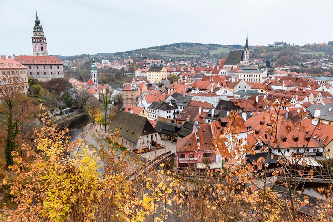 UNESCO Cesky Krumlov from Prague with Guided Tour and Transfer - Key Things That Make This Tour Work