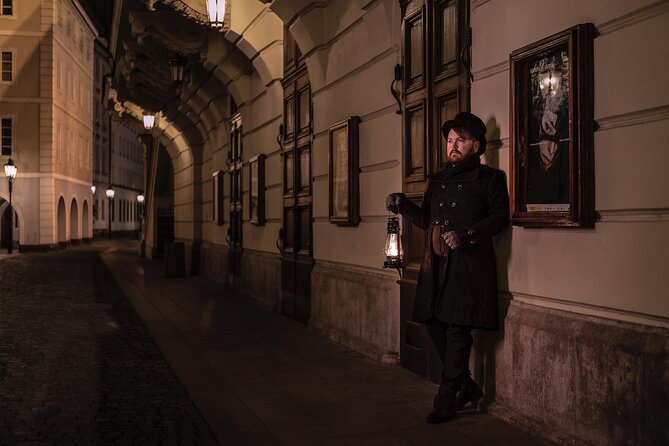 Walking Night Tour Ghost Stories and Legends of Prague's Old Town - Meeting at Staroměstské náměstí: how to avoid the first-stops stress